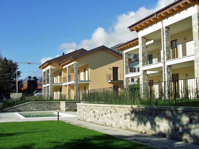 Lenno - res. Degli Ulivi.